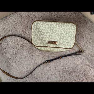 michael kors handbag